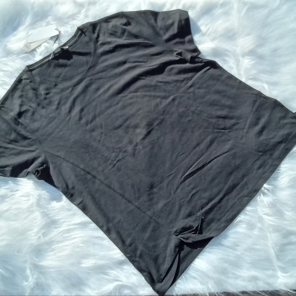 Calvin Klein Performance Tops - 🖤NWT Calvin Klein Black Tee